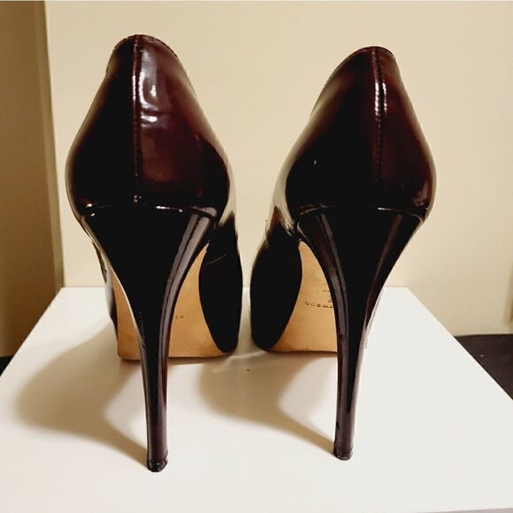 Brian Atwood Burgundy Patent Leather Hidden Platform Pumps Sz.8.5/40.5 Ret. $595 - Picture 5 of 7